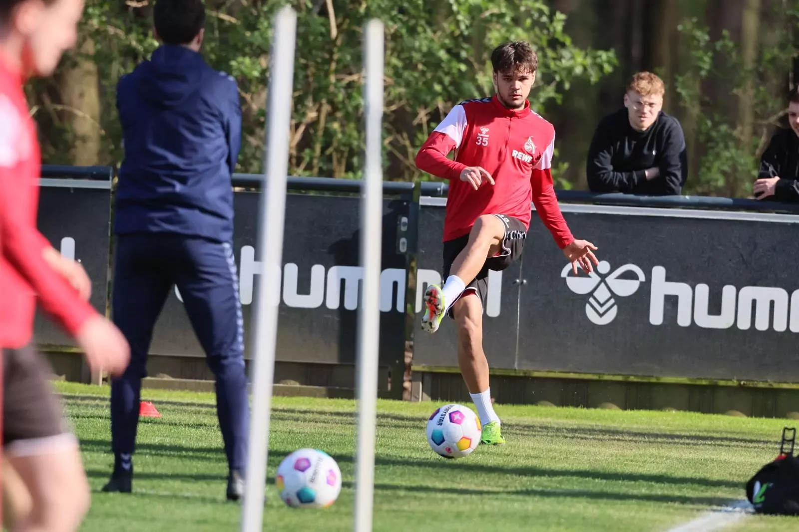 Max Finkgräfe nimmt wieder am Training teil
