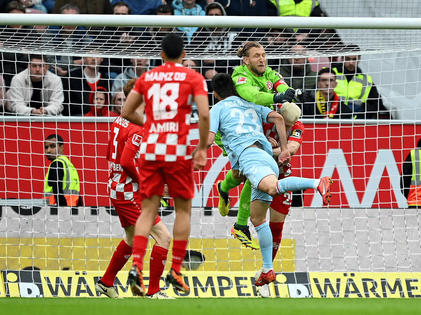 Der 1. FC Köln sucht die Schuld bei sich.