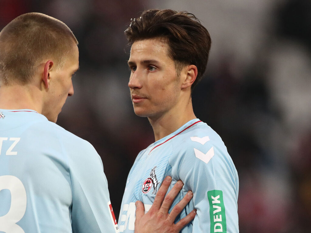 Denis Huseinbasic gab am Montagabend sein Debüt für das Team von Bosnien-Herzegowina im Duell gegen England.