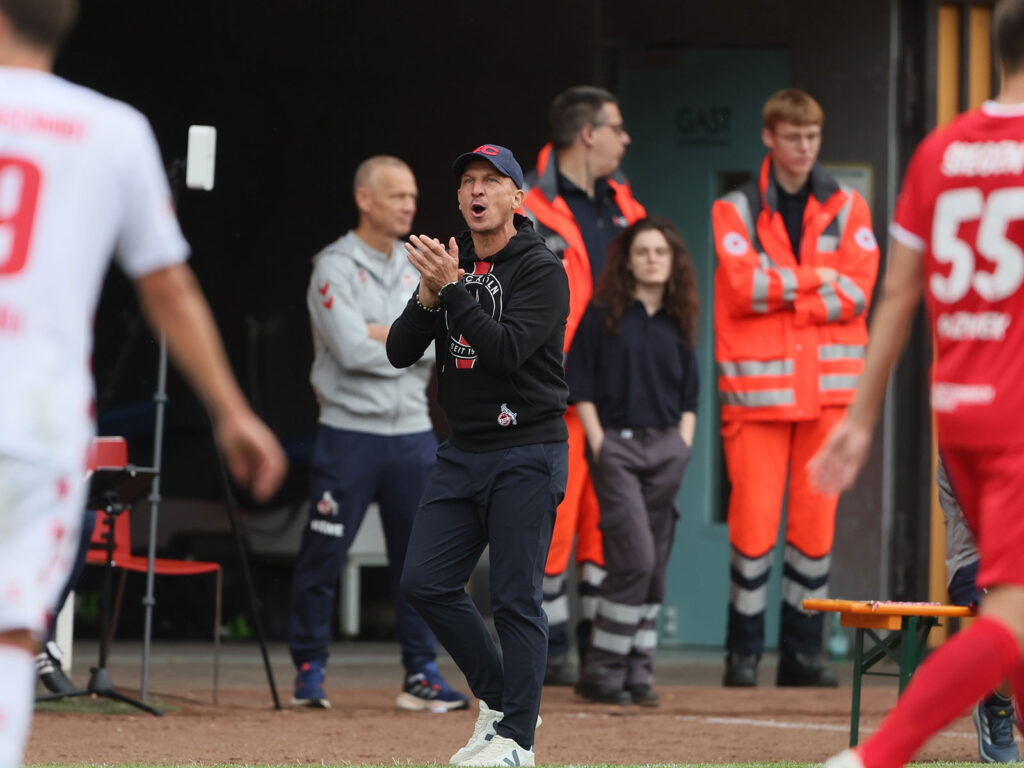 1. FC Köln gewinnt Test gegen Siegen