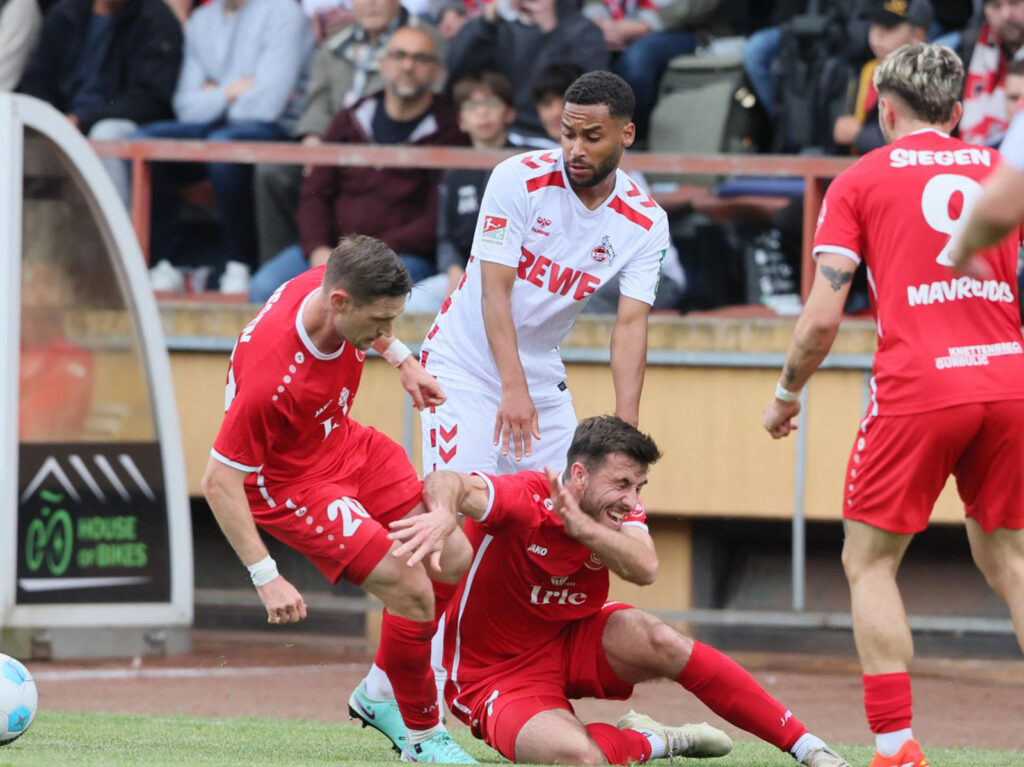 1. FC Köln gewinnt Test gegen Siegen