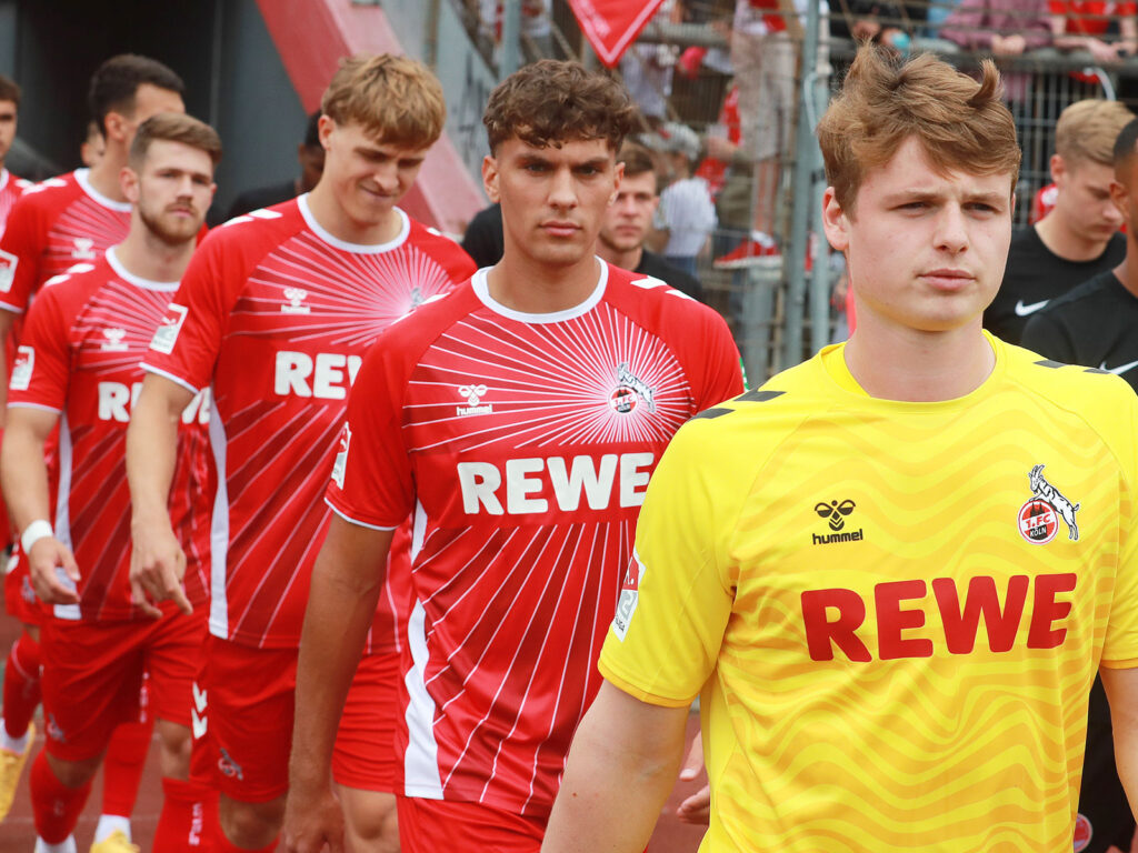 Jonas Urbig, Meiko Wäschenbach, Timo Hübers und Jan Thielmann vom 1. FC Köln