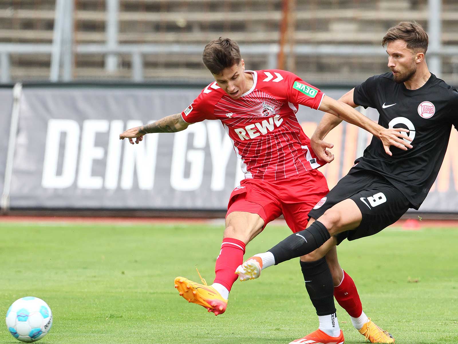 Denis Huseinbasic spielt für den 1. FC Köln