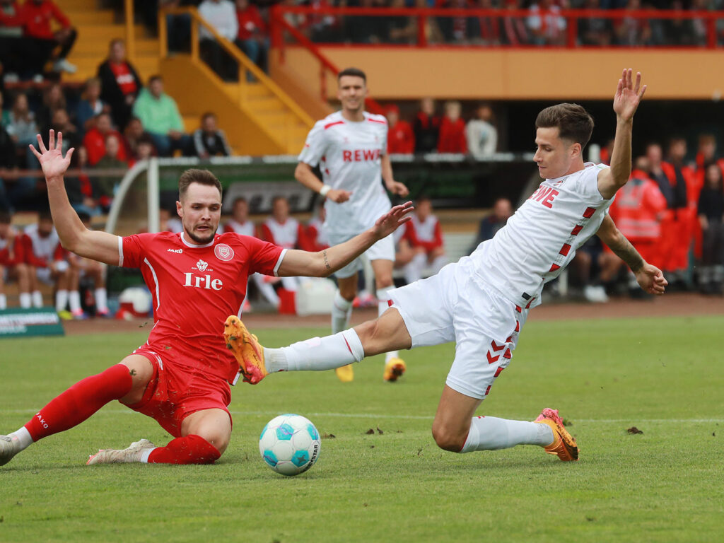 Denis Huseinbasic spielt für den 1. FC Köln.