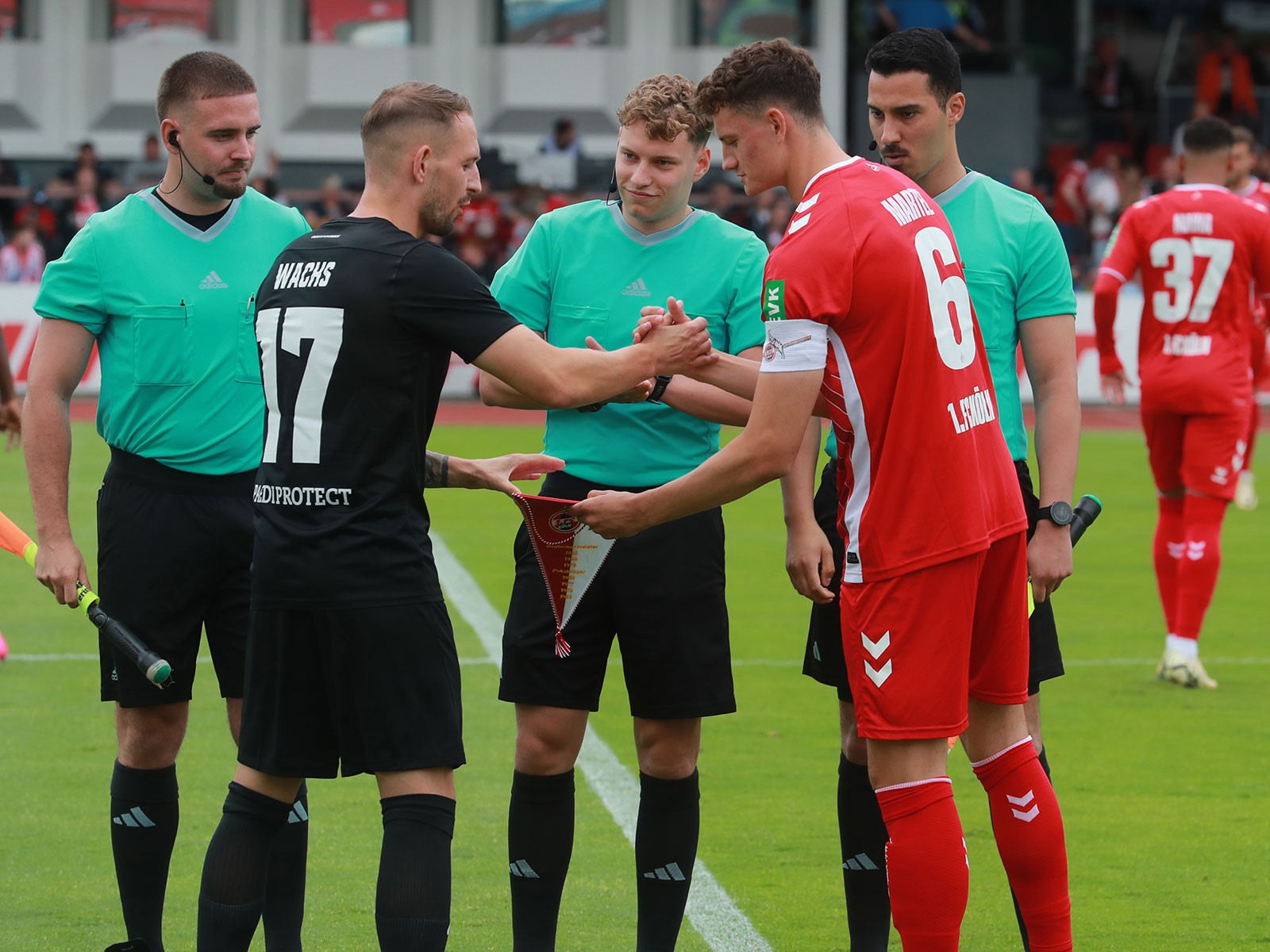 Eric Martel als Kapitän des 1. FC Köln.