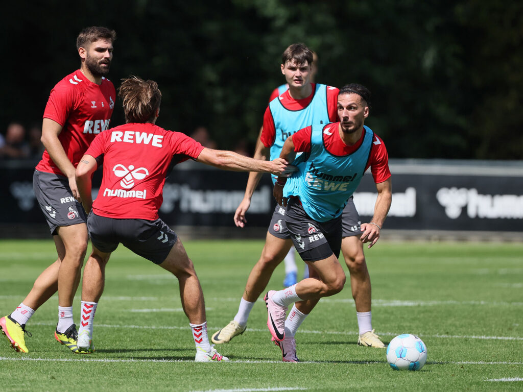 Leart Pacarada vom 1. FC Köln