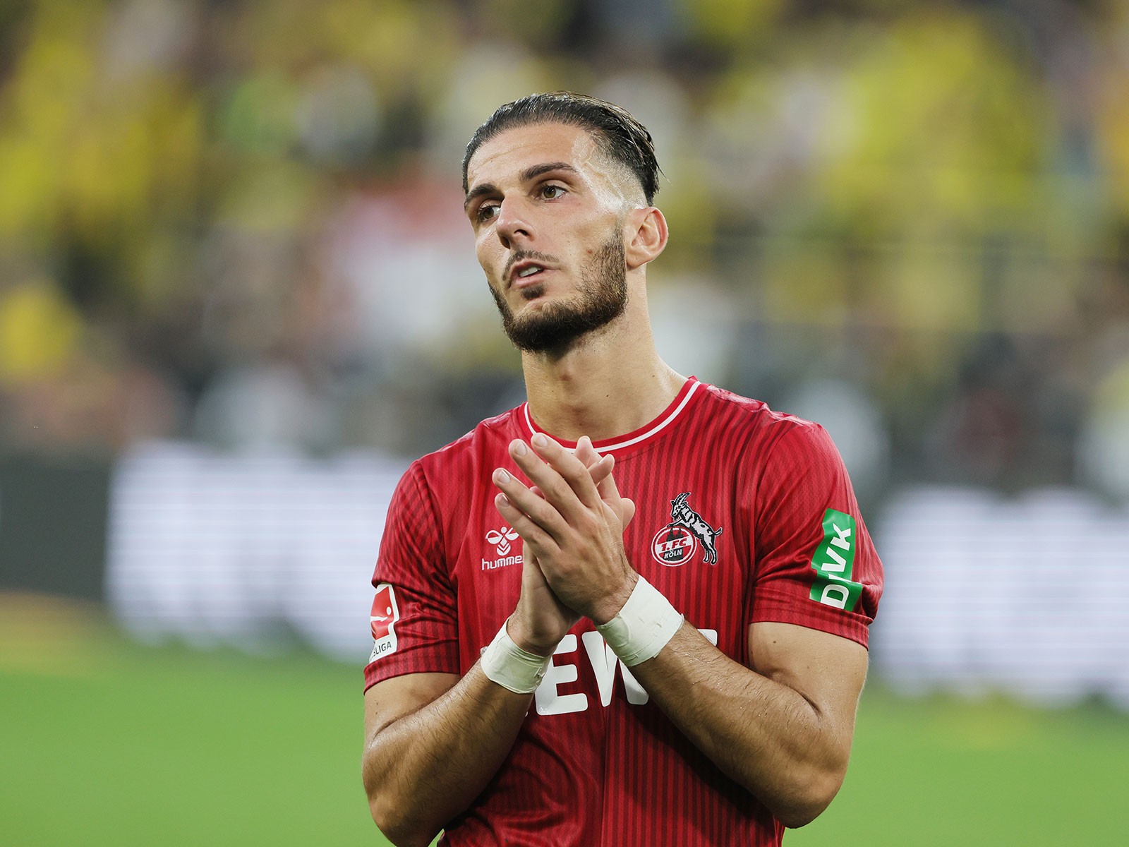 Leart Pacarada vom 1. FC Köln