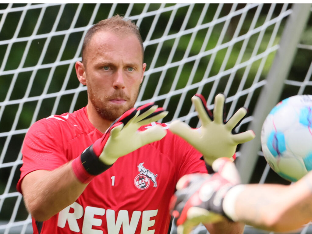 Marvin Schwäbe vom 1. FC Köln