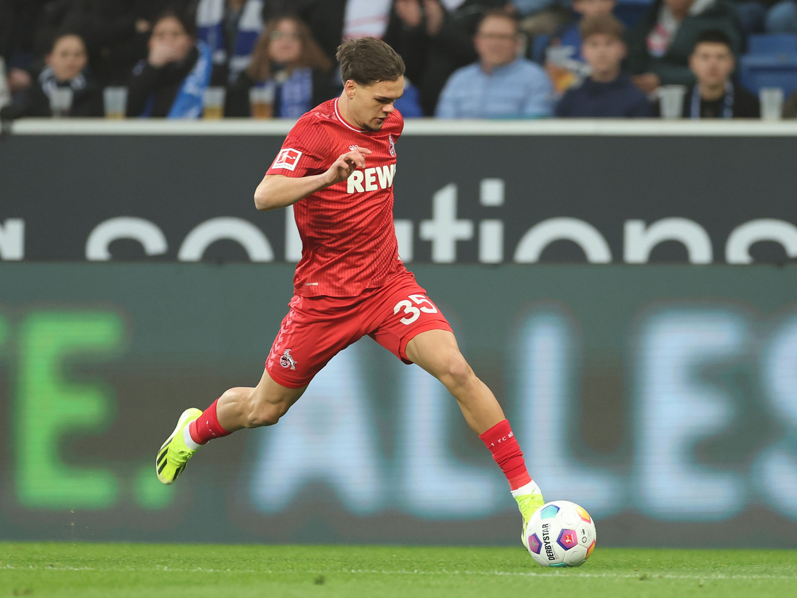 Max Finkgräfe vom 1. FC Köln schneidet beim Golden-Boy-Award bisher gut ab