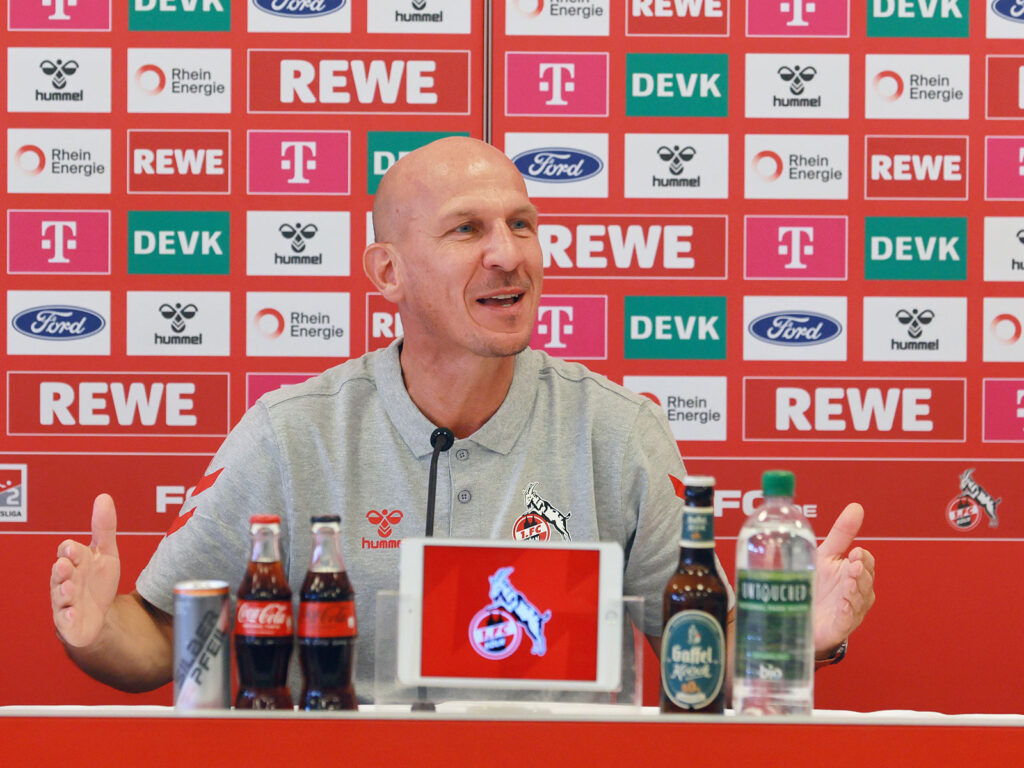 Gerhard Struber bei der Pressekonferenz