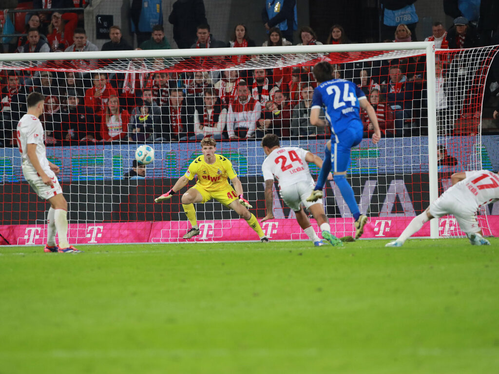 Hugonet trifft gegen den 1. FC Köln