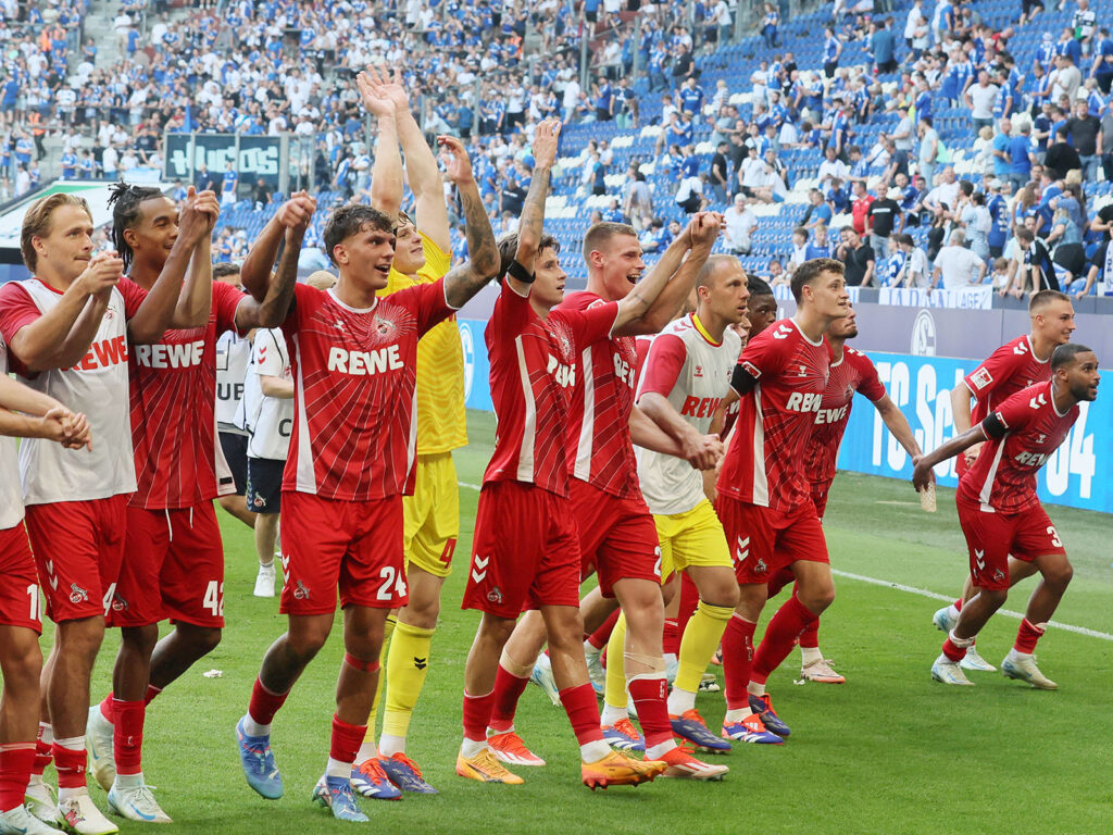 Die Spielr des 1. FC Köln nach dem Erfolg über Schalke