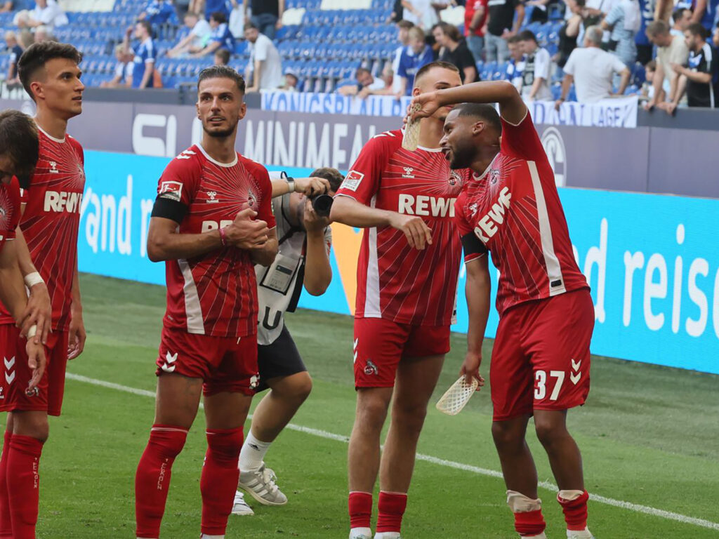 Jubel des 1. FC Köln auf Schalke