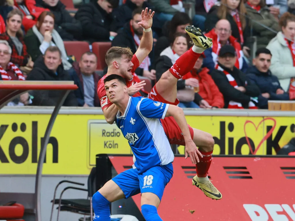 Jan Thielmann mit dem 1. FC Köln im Duell gegen Darmstadt