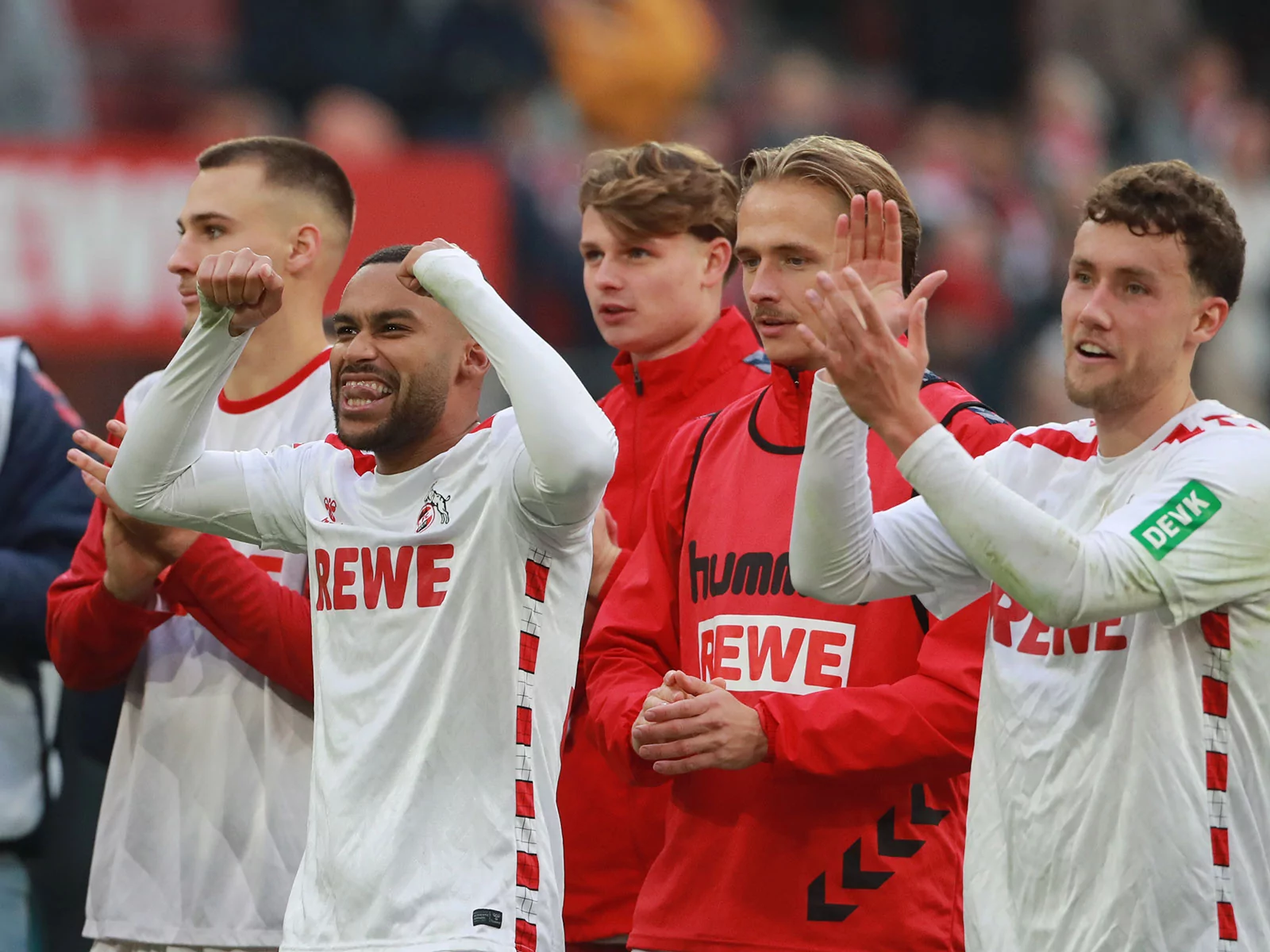 Jubel bei Linton Maina und Luca Waldschmidt
