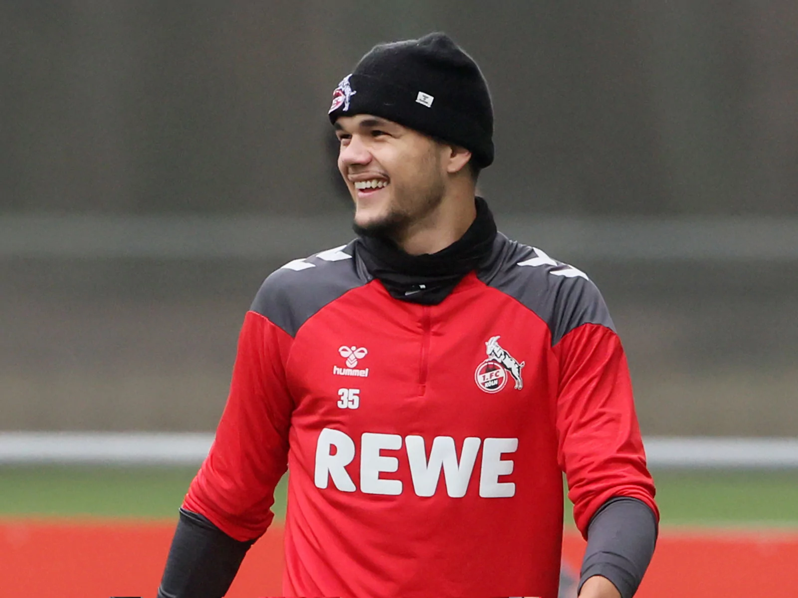 Max Finkgräfe beim Training des 1. FC Köln