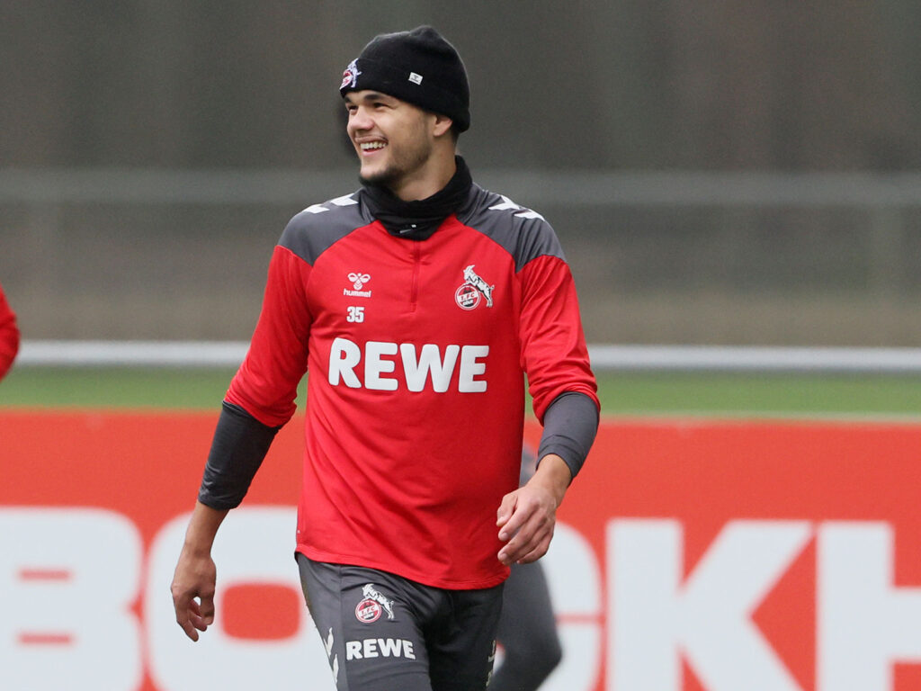 Max Finkgräfe beim Training des 1. FC Köln