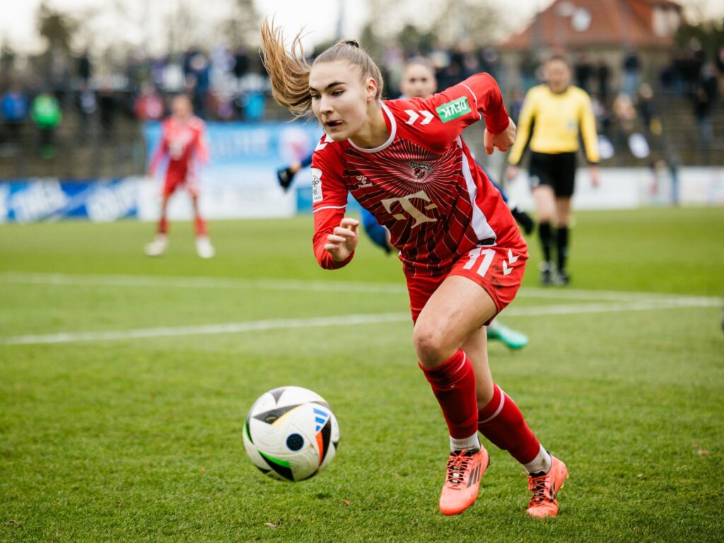 Alena Bienz Vom 1. FC Köln