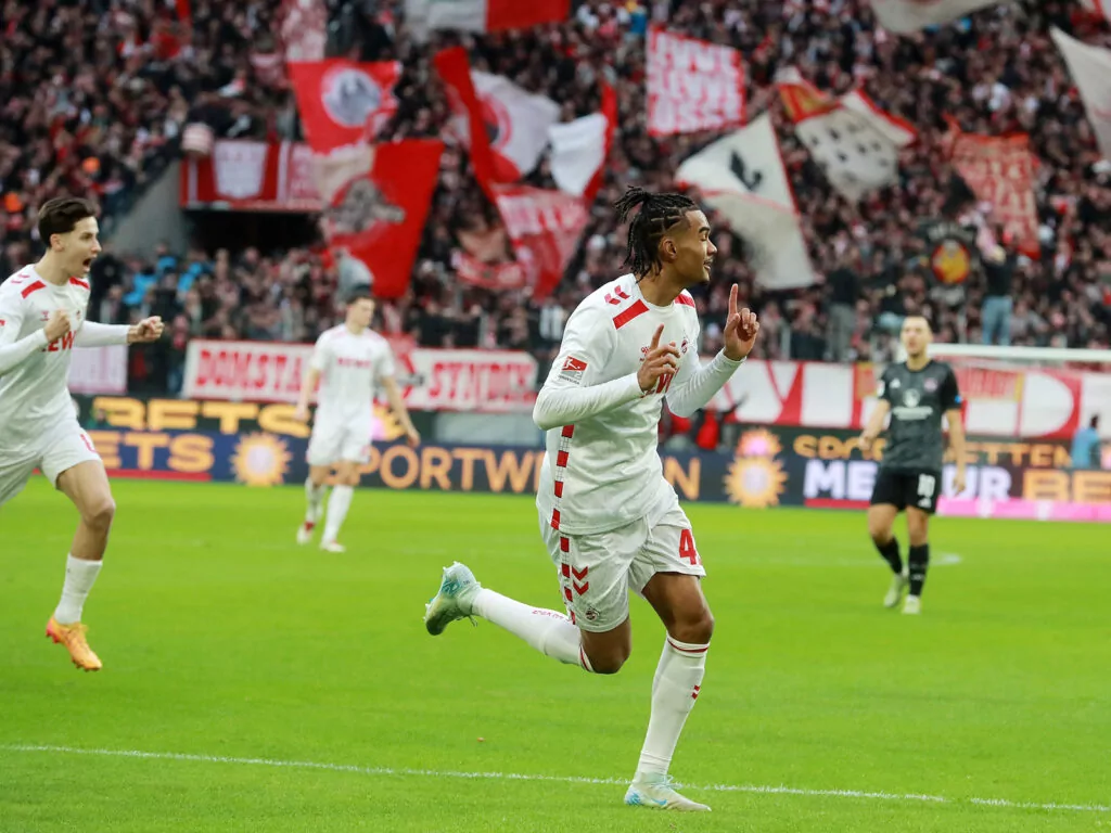 Damion Downs jubelt über ein Tor für den 1. FC Köln