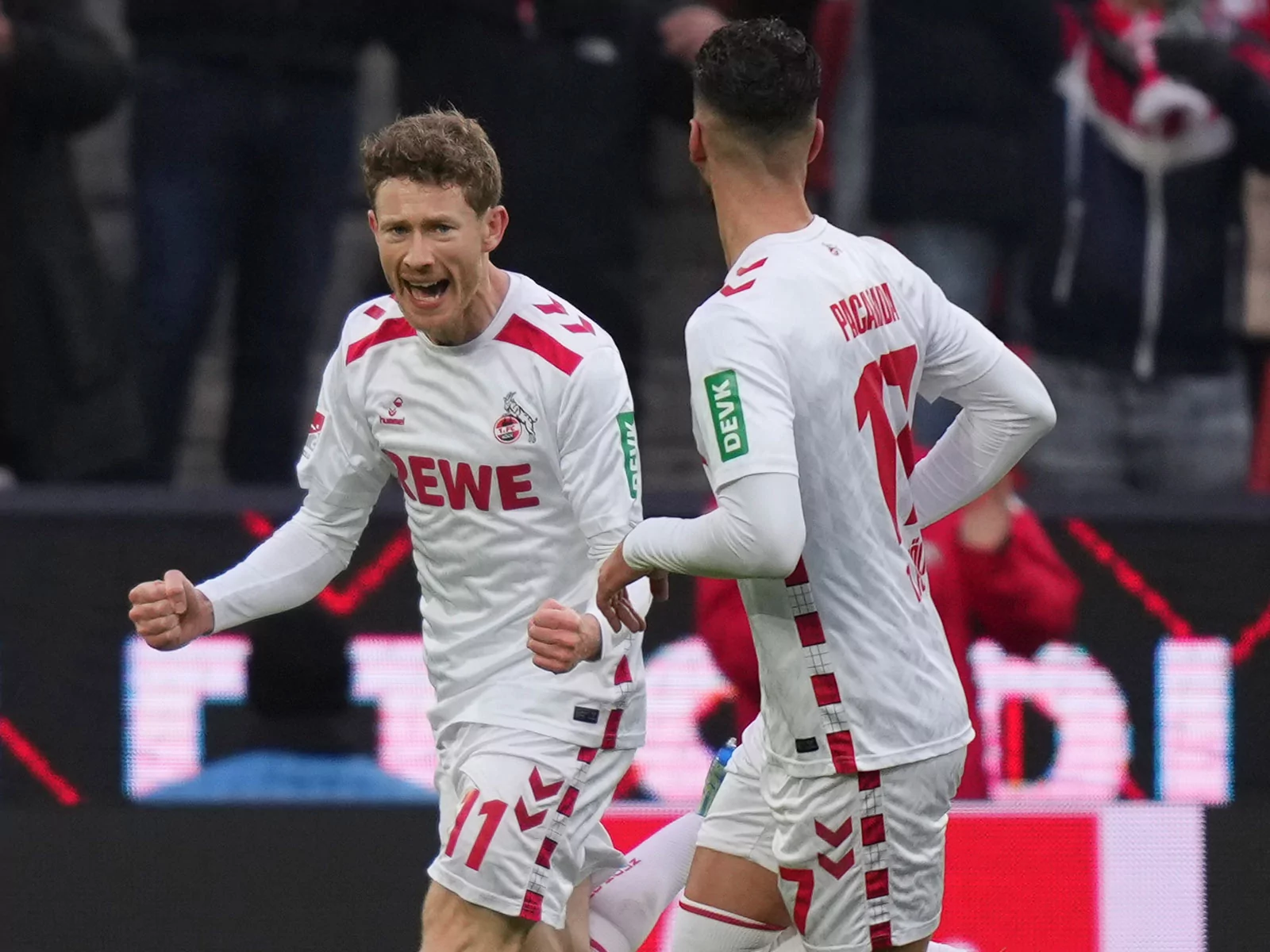 Florian Kainz jubelt nach seinem Treffer gegen Nürnberg