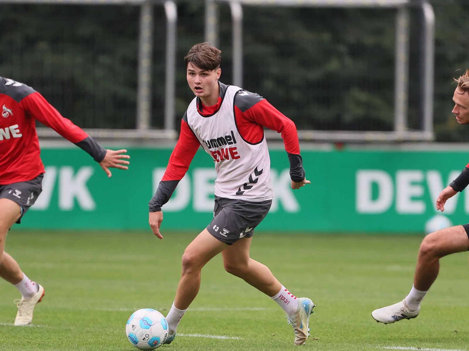 Jaka Potocnik beim Training des 1. FC Köln