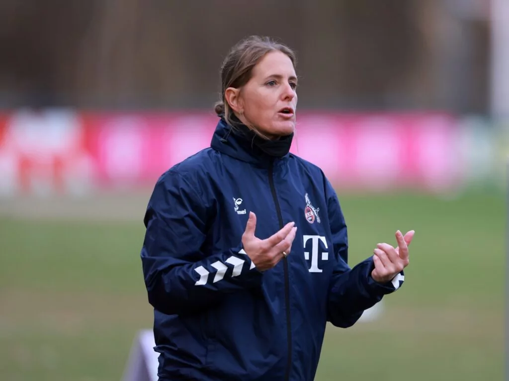 Britta Carlson, Trainerin der Frauen des 1. FC Köln