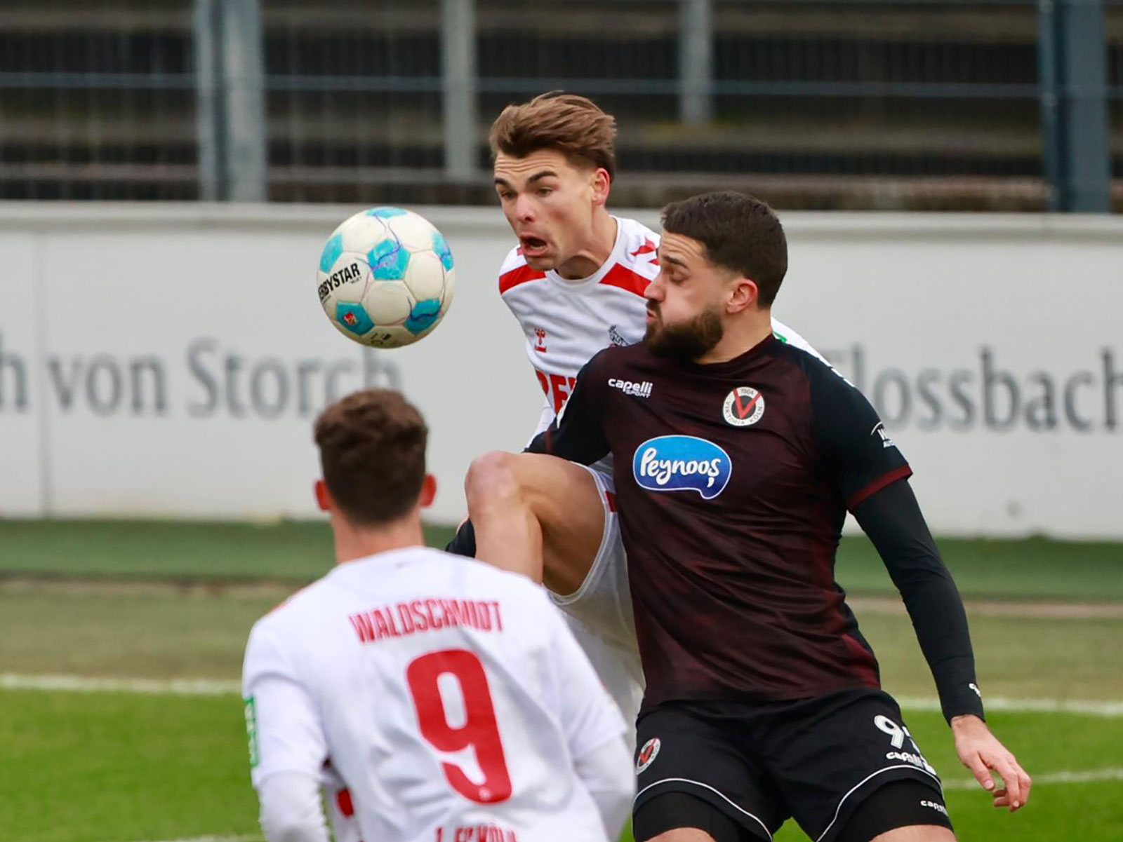 Joel Schmied bei seinem ersten Einsatz für den 1. FC Köln.