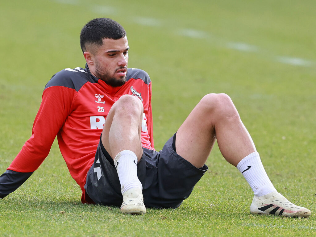 Jusuf Gazibegovic beim Training des 1. FC Köln