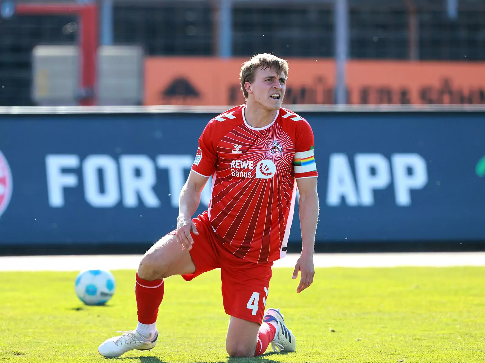 Timo Hübers beim Testspiel des 1. FC Köln gegen den SC Verl