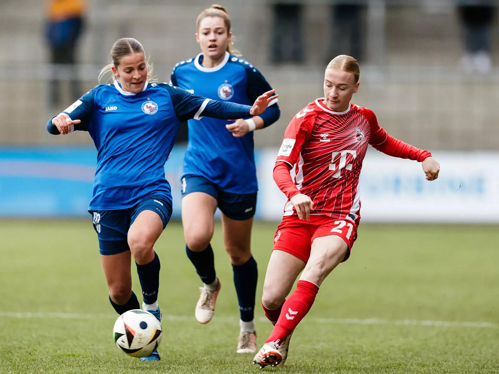 Anna Gerhardt wird weiterhin für die Frauen des 1. FC Köln spielen