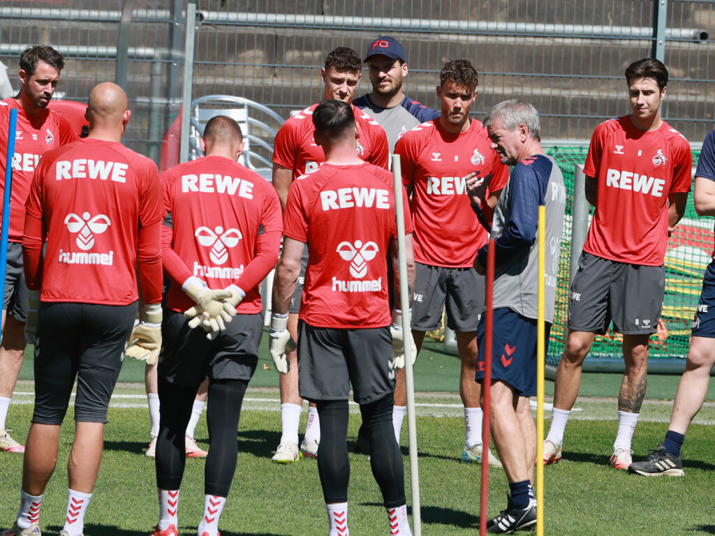 Friedhelm Funkel beim Training des 1. FC Köln