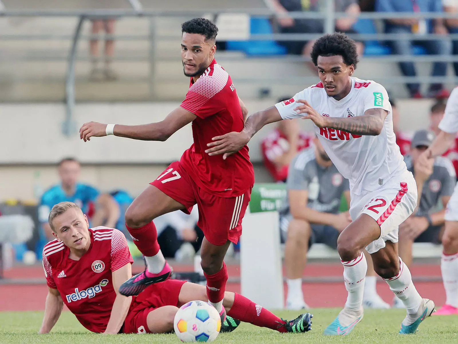 Testspiel des 1. FC Köln gegen Bergisch Gladbach