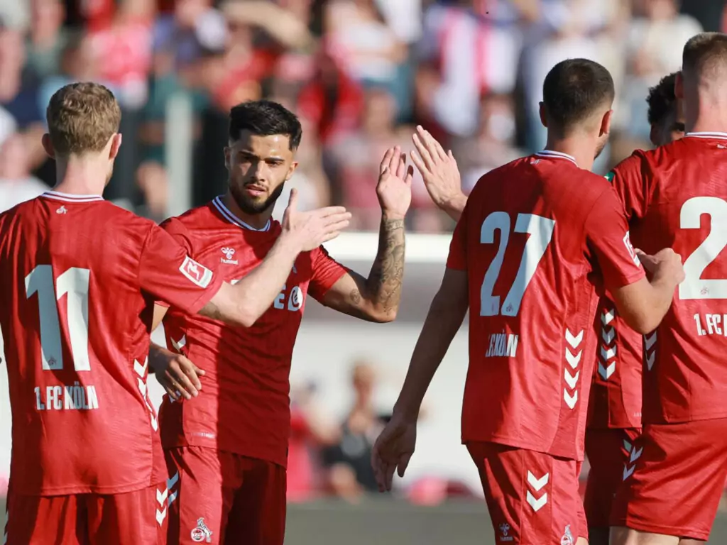 Jusuf Gazibegovic trifft zur 1:0-Führung gegen Fortuna Köln