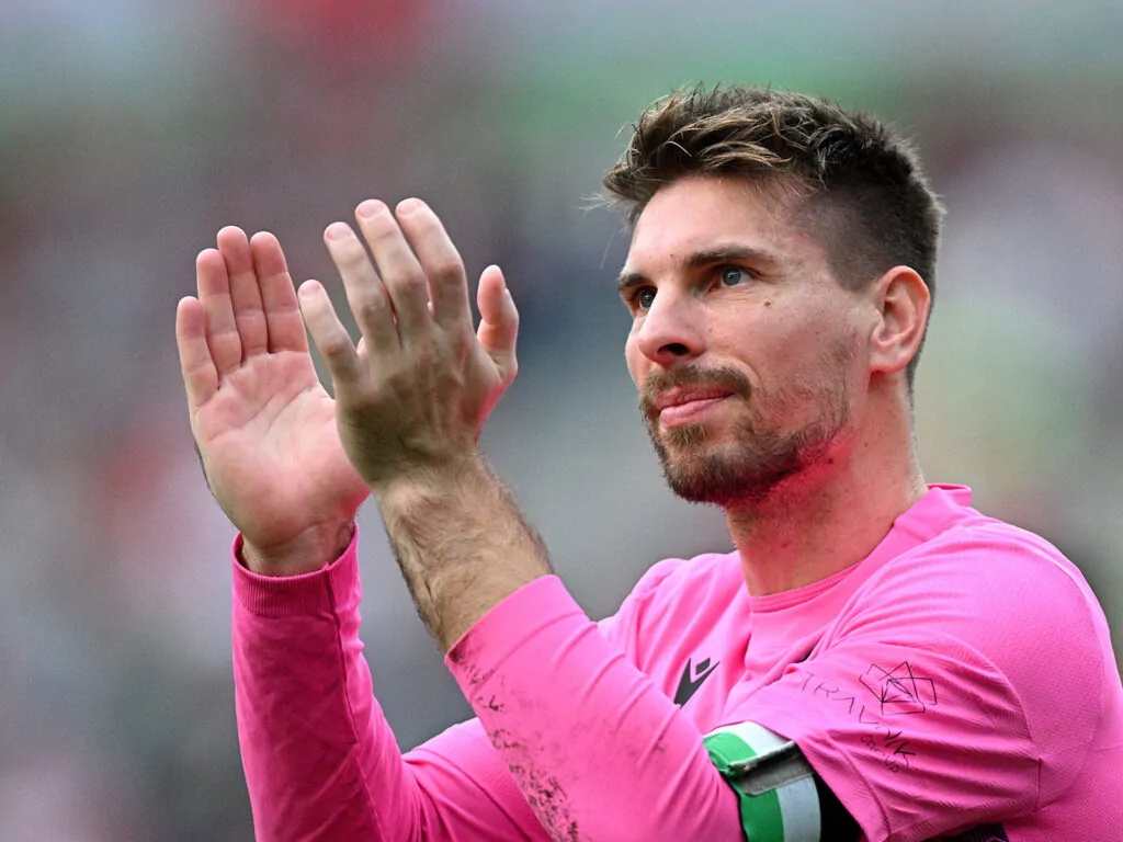 Kehrt Ron-Robert Zieler zum 1. FC Köln zurück?