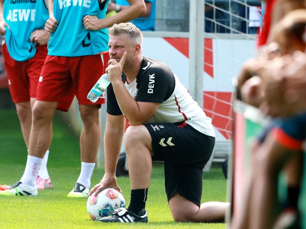 Lukas Kwasniok beim Training der Geißböcke