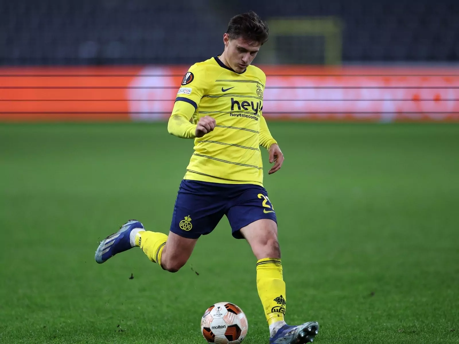 OF Alessio Castro-Montes könnte zum 1. FC Köln wechseln (Foto: Dean Mouhtaropoulos/Getty Images)