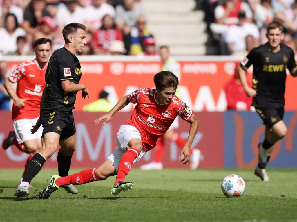OF Kristoffer Lund bei seinem Bundesliga-Debüt gegen Mainz 05 (Foto: Alex Grimm/Getty Images)