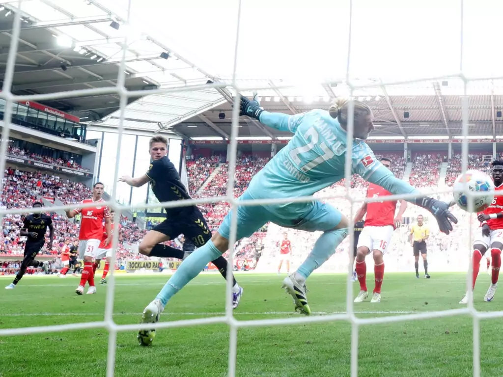 OF Marius Bülter köpfte den FC gegen Mainz zum Sieg (Foto: Alex Grimm/Getty Images)