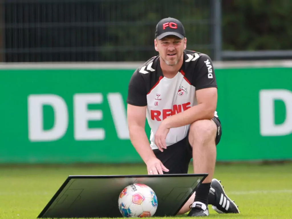 Lukas Kwasniok beim Training des 1. FC Köln
