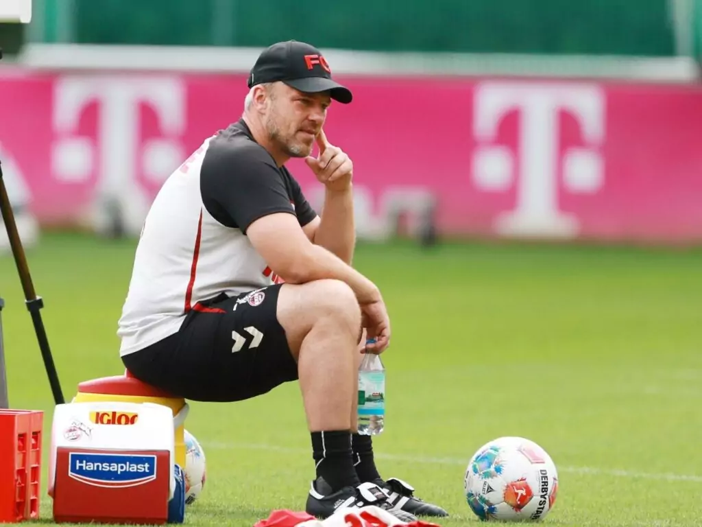 Lukas Kwasniok beim Training des 1. FC Köln