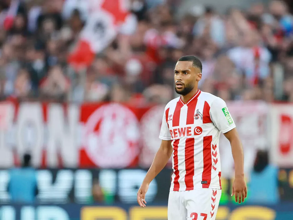 Linton Maina im Spiel gegen den VfB Stuttgart