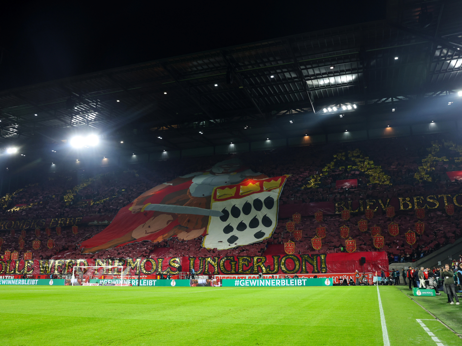 Kampfgeist, Chaos, Kontroversen: Kölns großer Abend gegen die Bayern