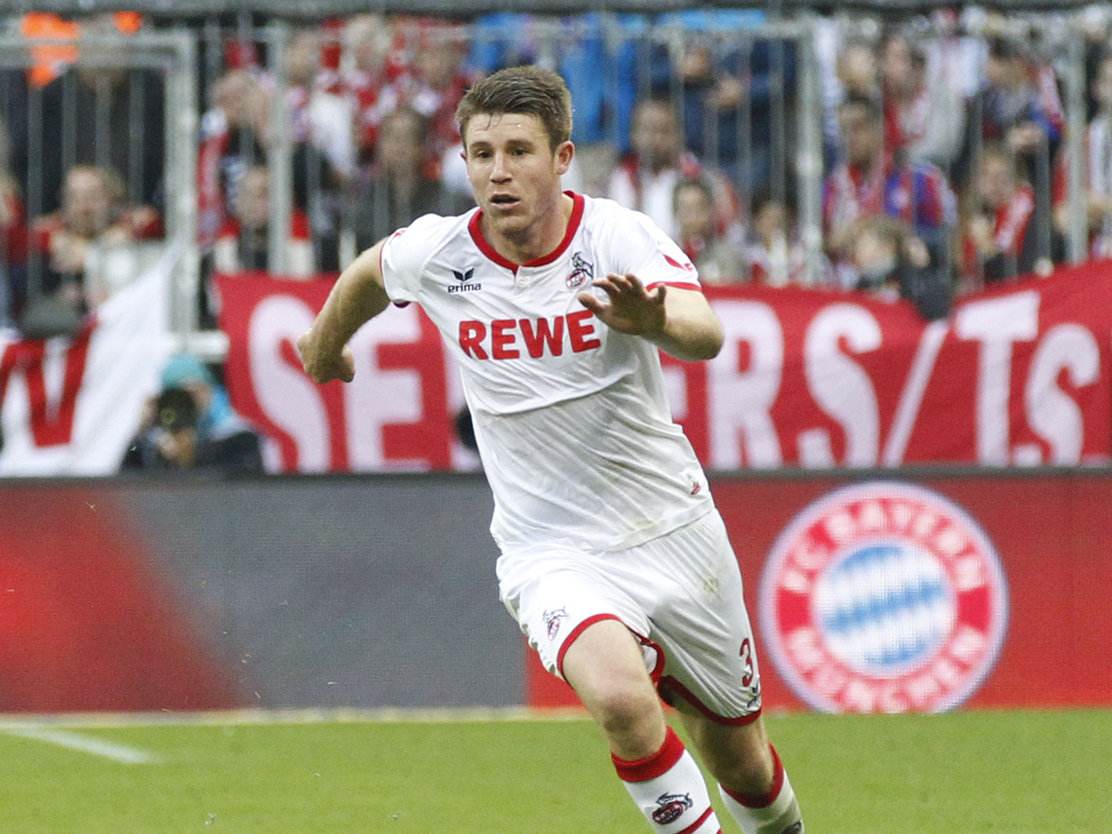 Dominique Heintz in der Saison 2015/16 gegen den FC Bayern München