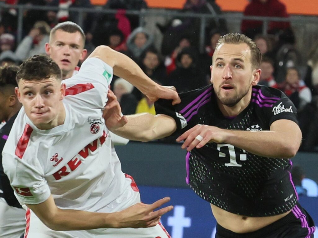 Eric Martel verteidigt im November 2023 gegen Harry Kane.