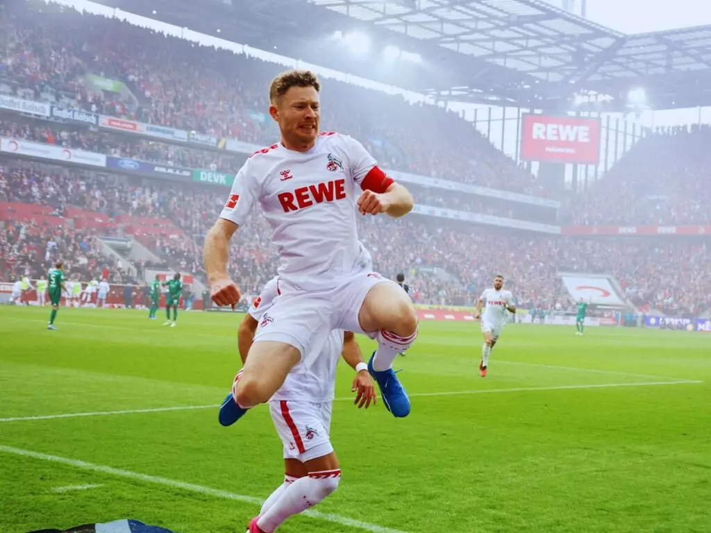 Florian Kainz jubelt im Duell gegen Borussia Mönchengladbach