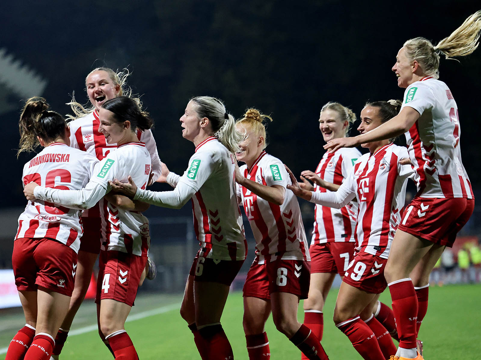 Jubel bei den Frauen des 1. FC Köln