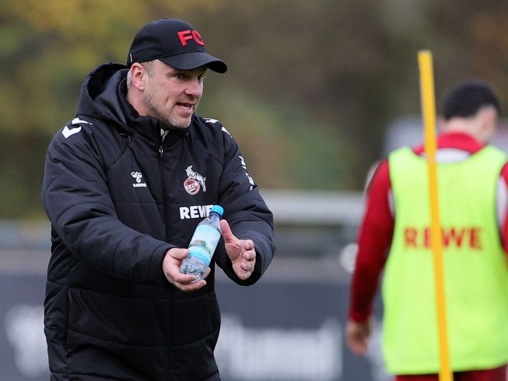Lukas Kwasniok beim Training des 1. FC Köln
