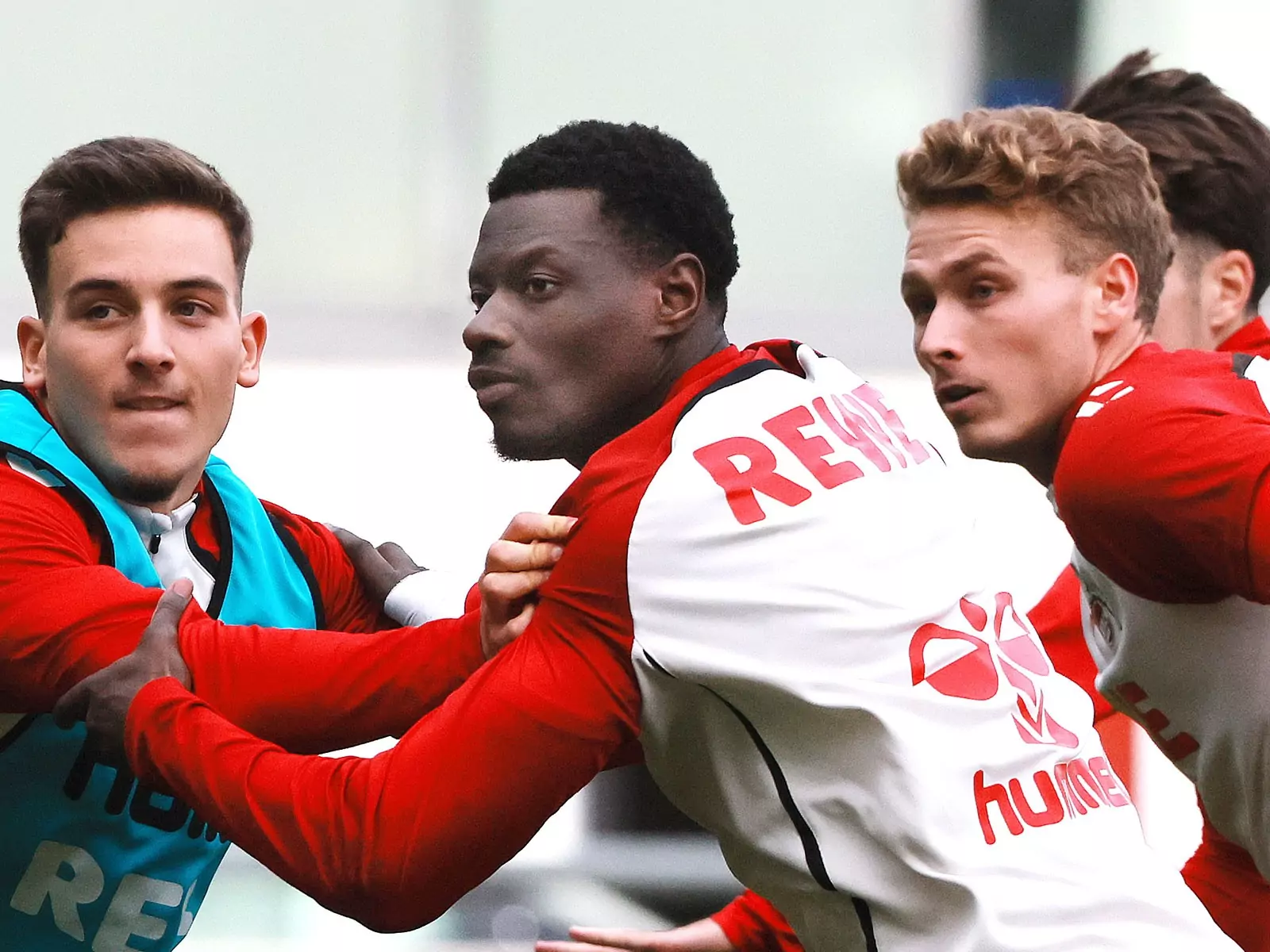 Ragnar Ache befindet sich wieder im Training bei den Geißböcken.