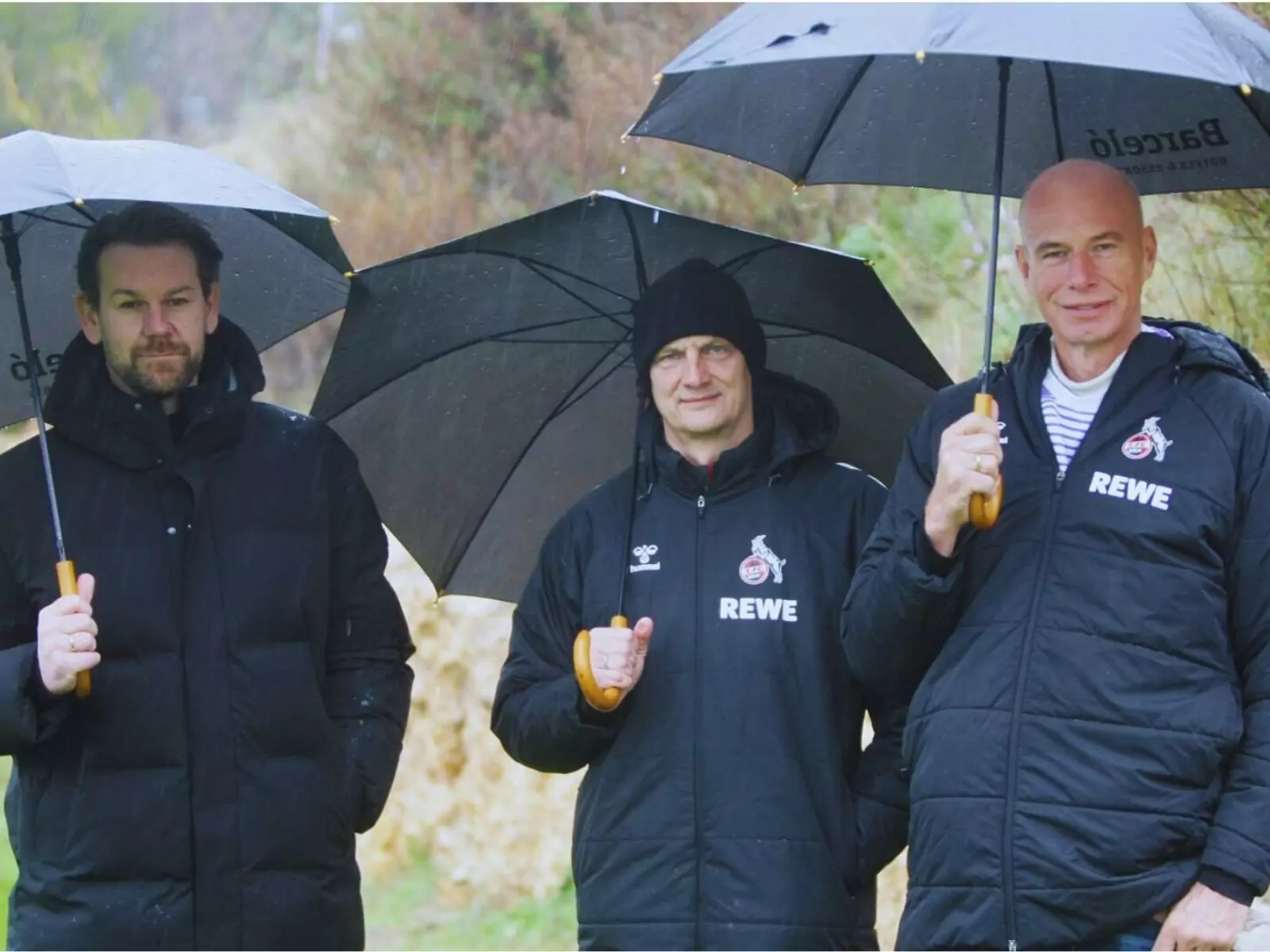 Sportdirektor Thomas Kessler, Vize-Präsident Ulf Sobek und FC-Präsident Jörn Stobbe im Trainingslager in La Nucia