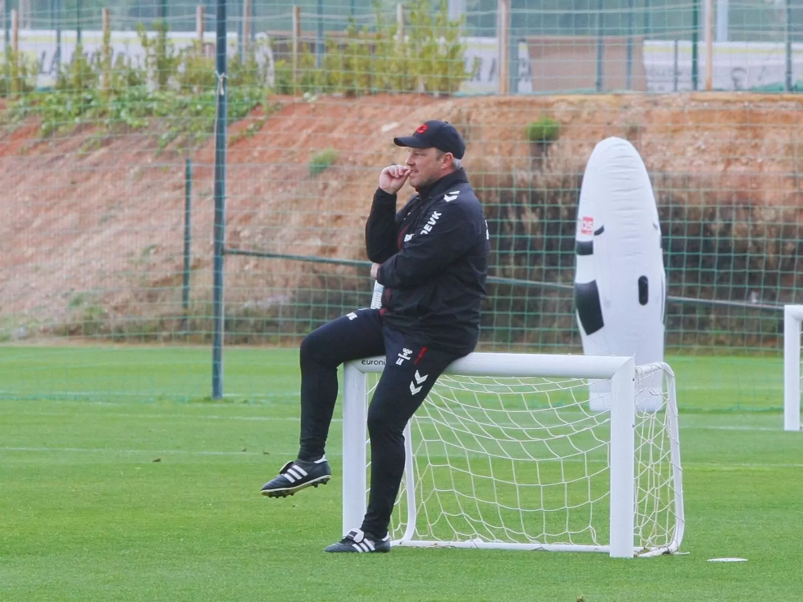 Lukas Kwasniok im Trainingslager des 1. FC Köln